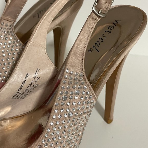 WET SEAL Champagne/Gold Nude Rhinestone Bedazzled Bombshell Heels w Strap - Sz 8 - Picture 3 of 7